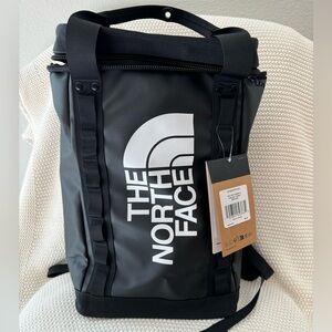 NWT The North Face Fusebox Small